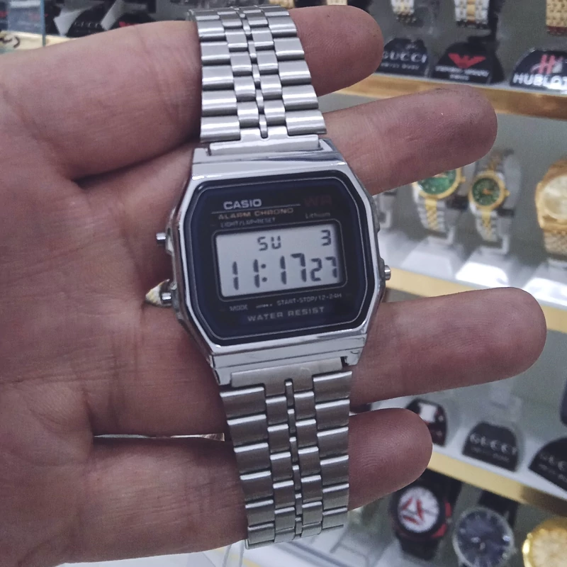 ساعت کاسیو مردانه نوستالژی کامپیوتری دیجیتال دارای آلارم کرنومتر چراغ تاریخ استیل رنگ ثابت ضدآب همراه با باتری اشانتیون