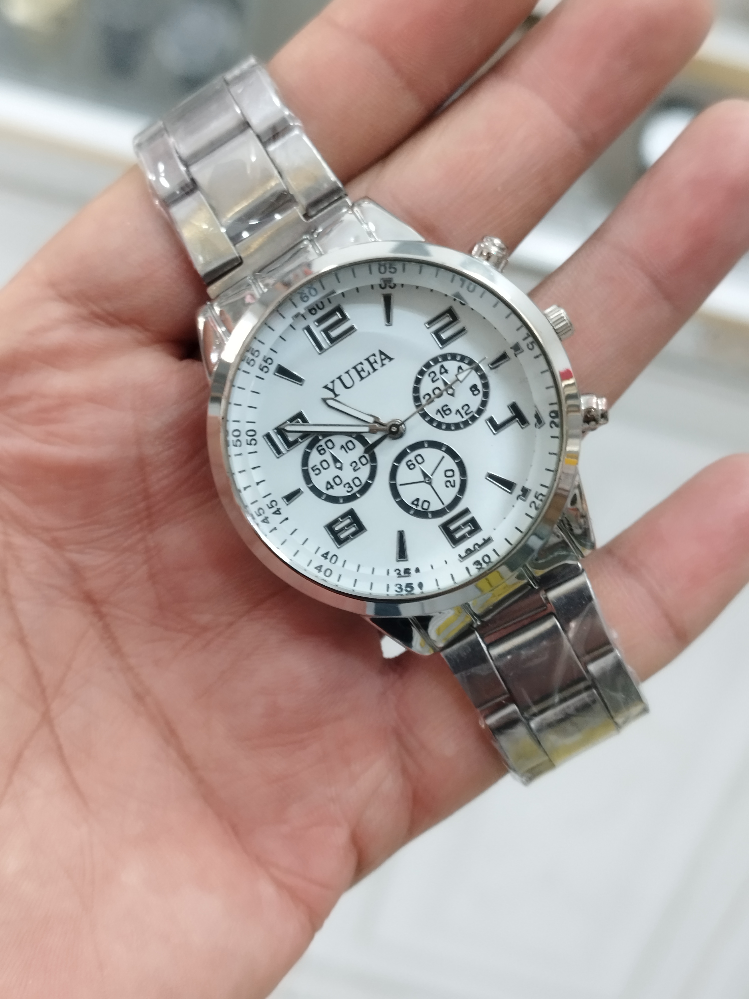 ساعت مردانه هدیه روز پدر بند فلزی استیل رنگ ثابت همراه با باتری اشانتیون