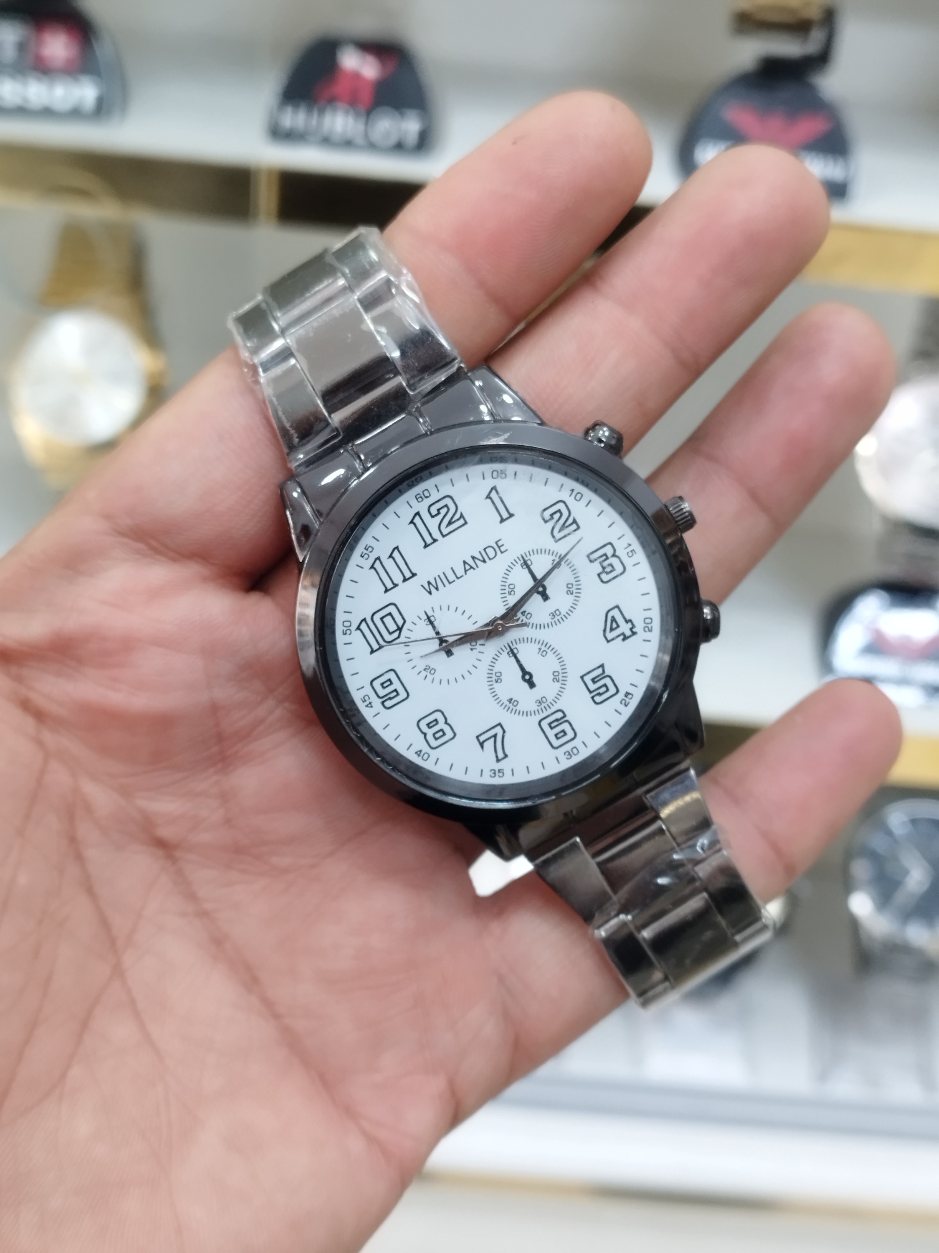 ساعت مردانه هدیه روز پدر بند فلزی استیل همراه با باتری اشانتیون