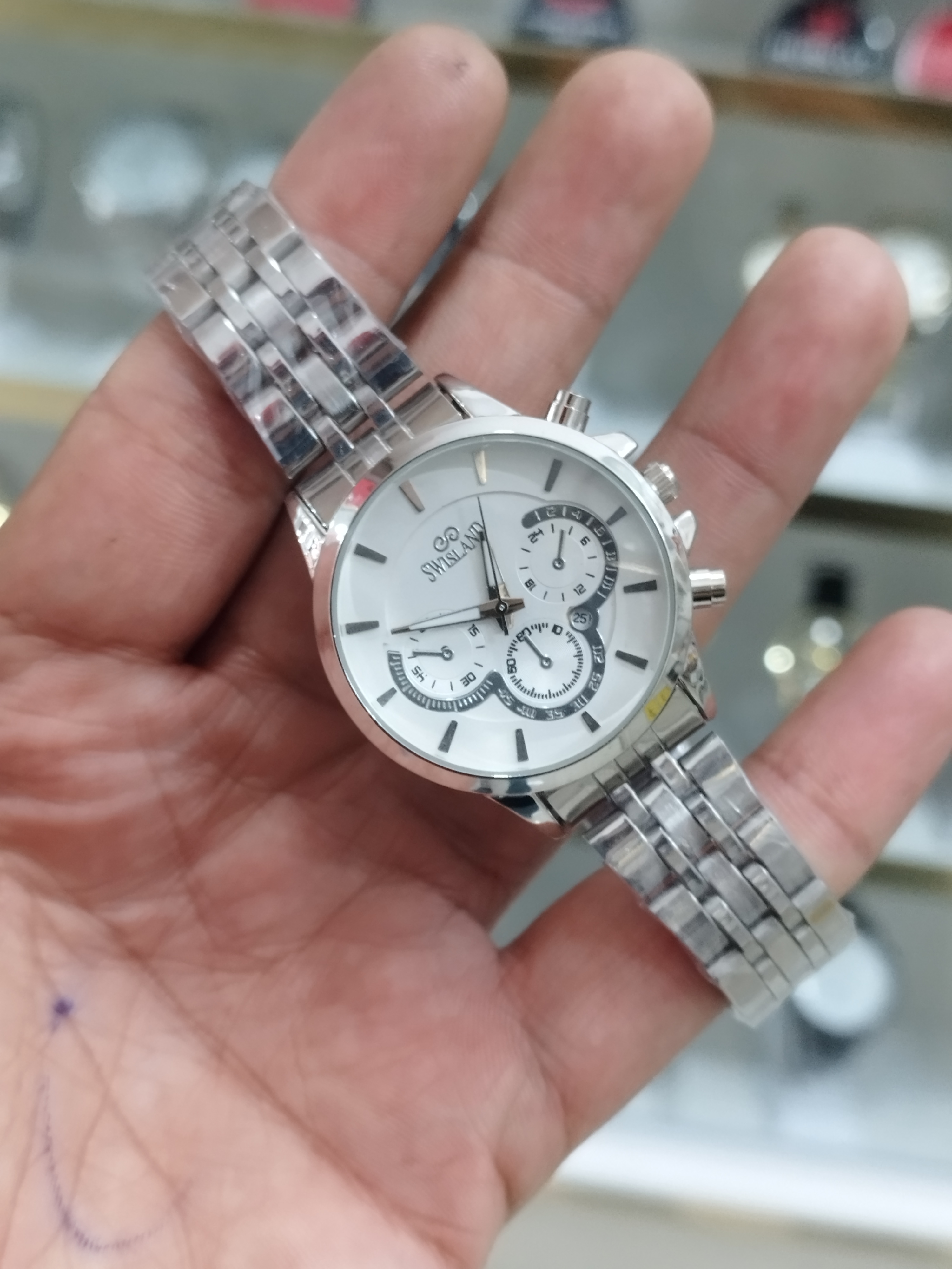 ساعت سوئیسلند تقویم دار طرح 3 موتور استیل رنگ ثابت ضد آب همراه با جعبه رایگان و باتری اشانتیون