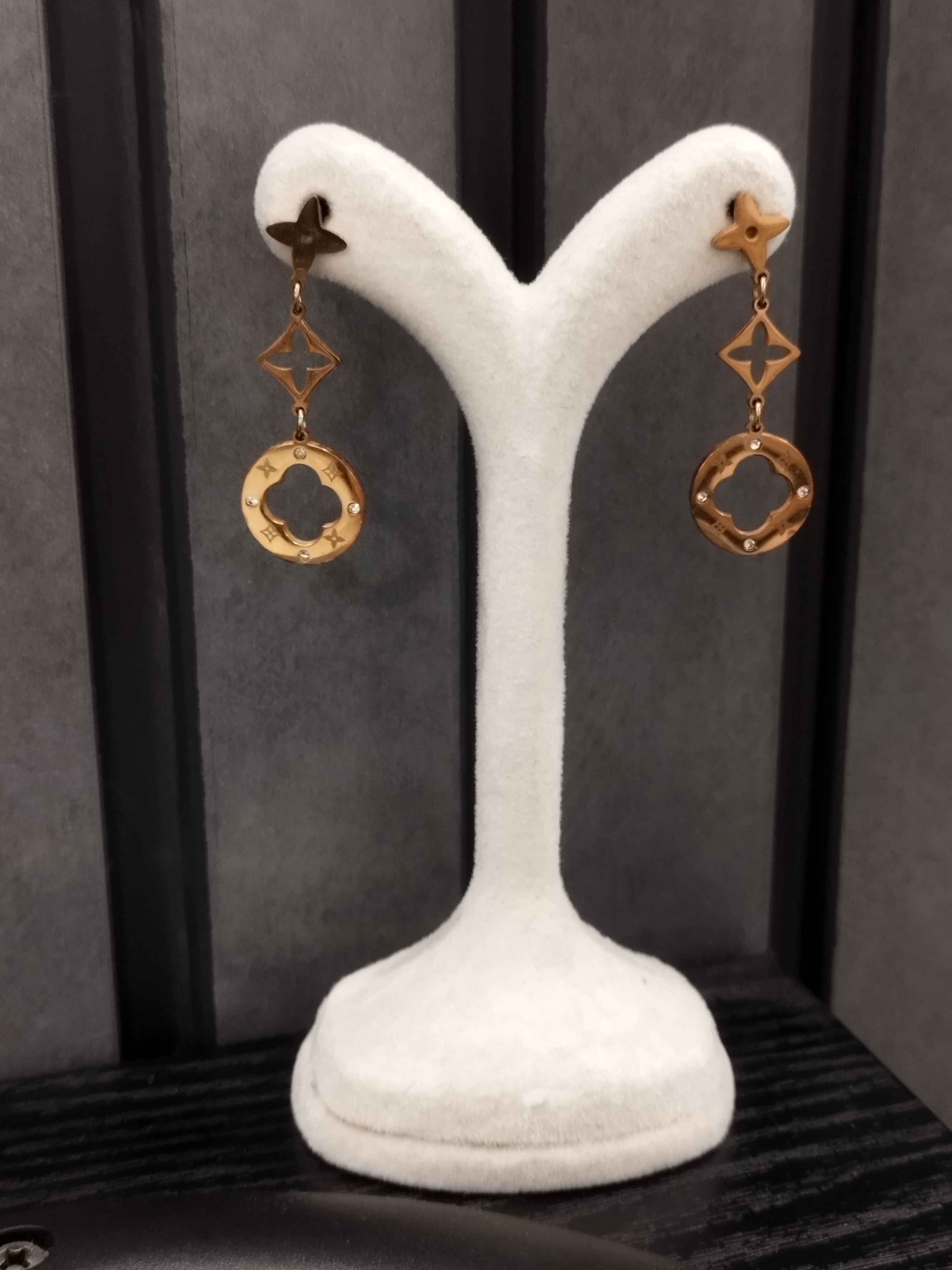 گوشواره استیل رنگ ثابت میخی گوشواره زنانه